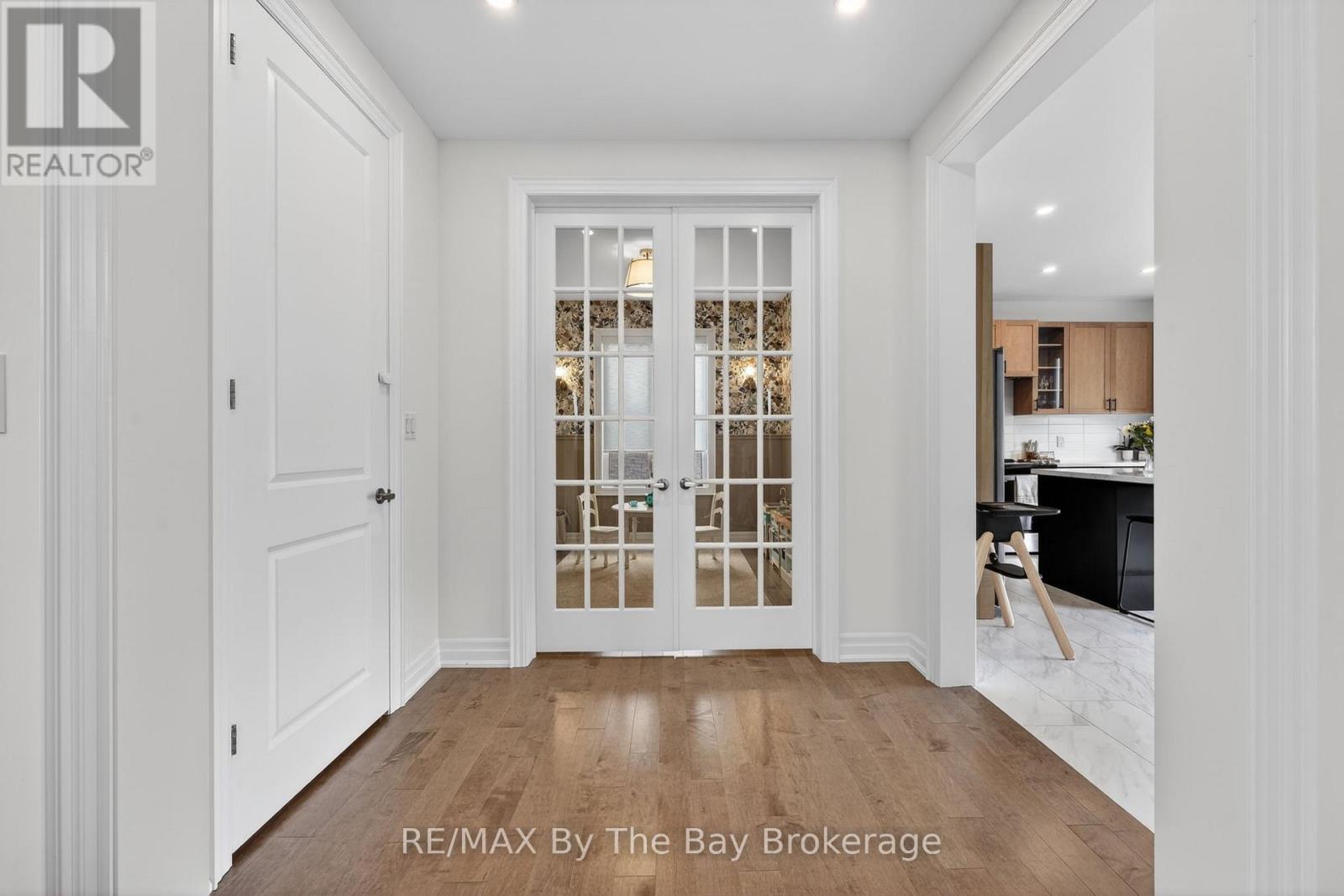 167 Rosanne Circle, Wasaga Beach, Ontario  L9Z 0N1 - Photo 17 - S13206746