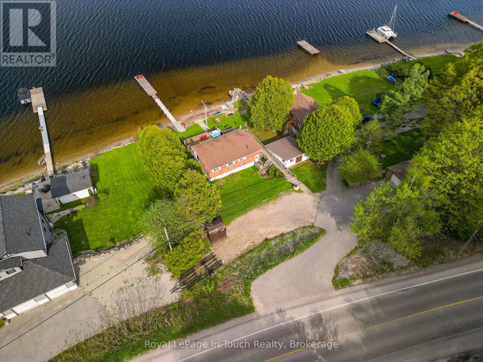441 Champlain Road, Penetanguishene, Ontario  L9M 1S5 - Photo 10 - S13206752