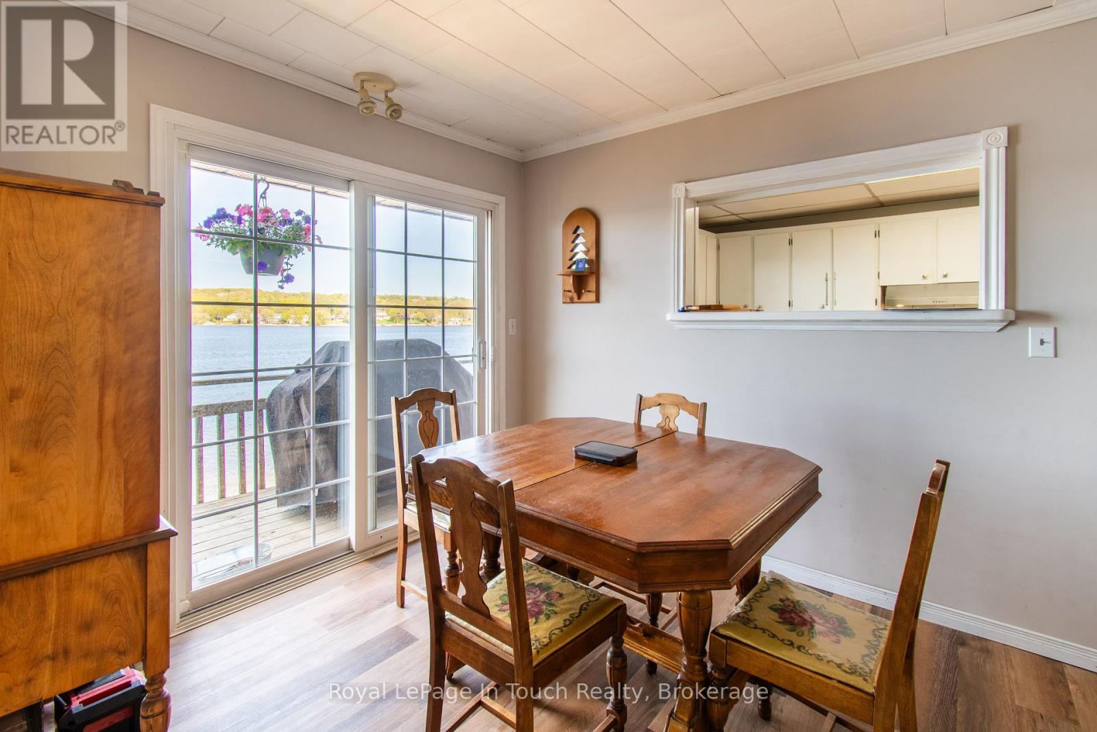 441 Champlain Road, Penetanguishene, Ontario  L9M 1S5 - Photo 17 - S13206752