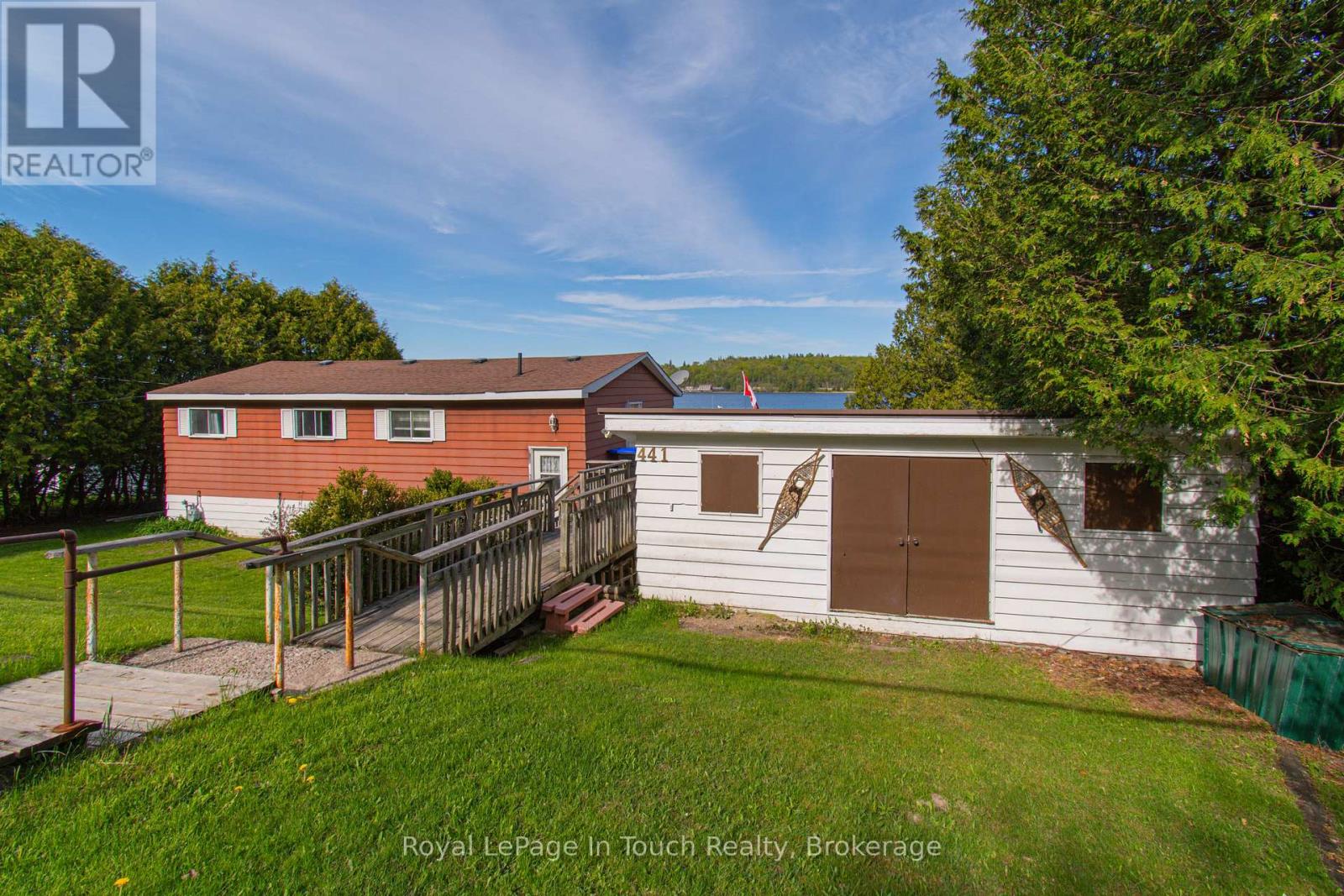 441 Champlain Road, Penetanguishene, Ontario  L9M 1S5 - Photo 4 - S13206752
