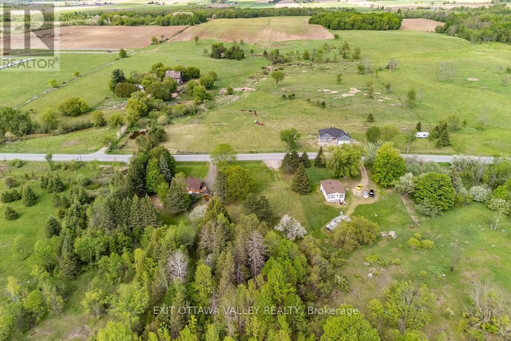 00 Mineview Road, Whitewater Region, Ontario  K0J 1Y0 - Photo 11 - X13206734