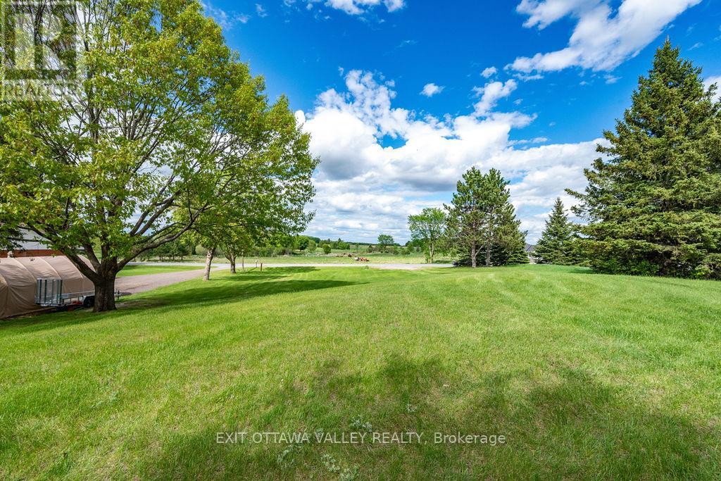 00 Mineview Road, Whitewater Region, Ontario  K0J 1Y0 - Photo 20 - X13206734