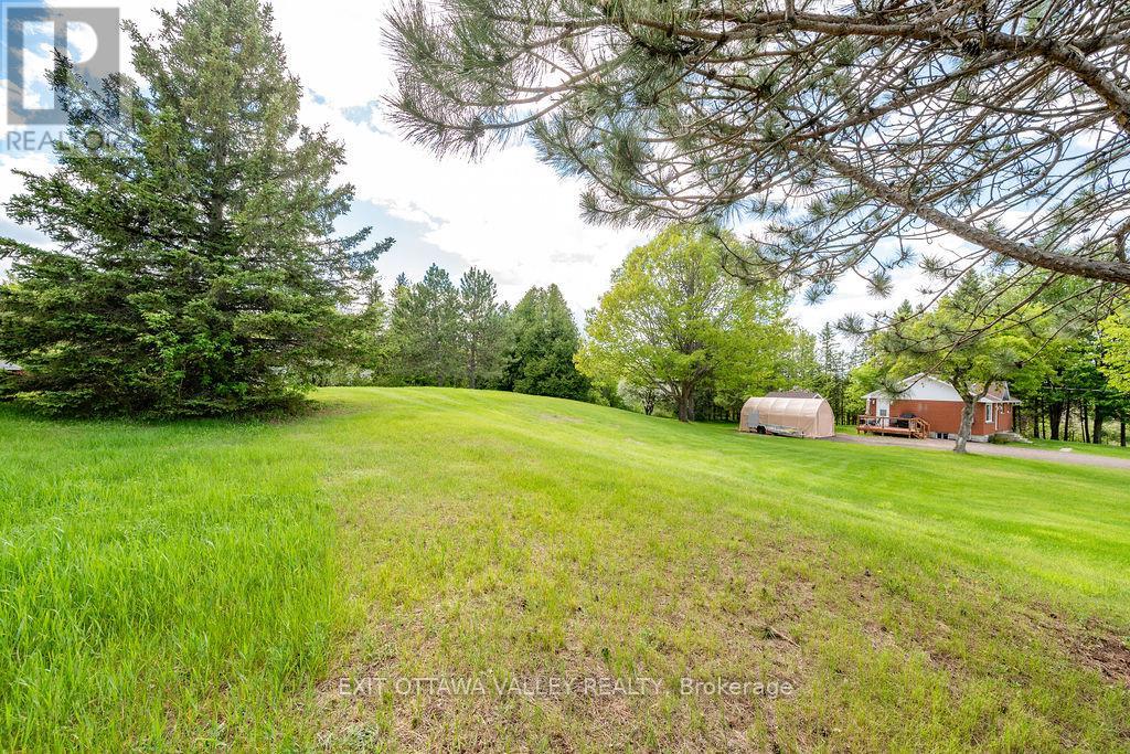 00 Mineview Road, Whitewater Region, Ontario  K0J 1Y0 - Photo 31 - X13206734