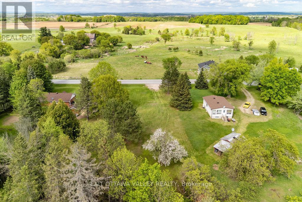 00 Mineview Road, Whitewater Region, Ontario  K0J 1Y0 - Photo 5 - X13206734