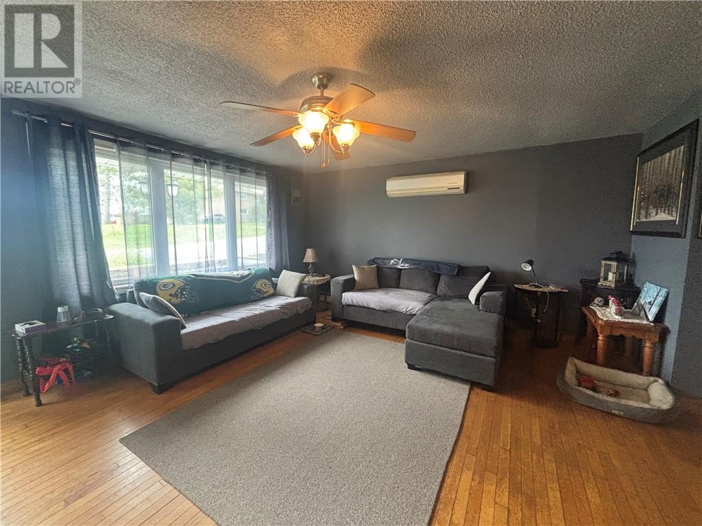 36 Salisbury Avenue, Warren, Ontario  P0H 2N0 - Photo 8 - 2128082