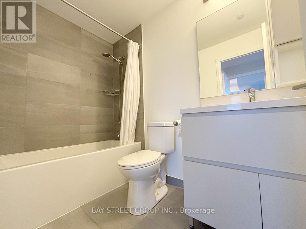 2010 - 15 Water Walk Drive, Markham, Ontario  L6G 0G2 - Photo 12 - N13206590