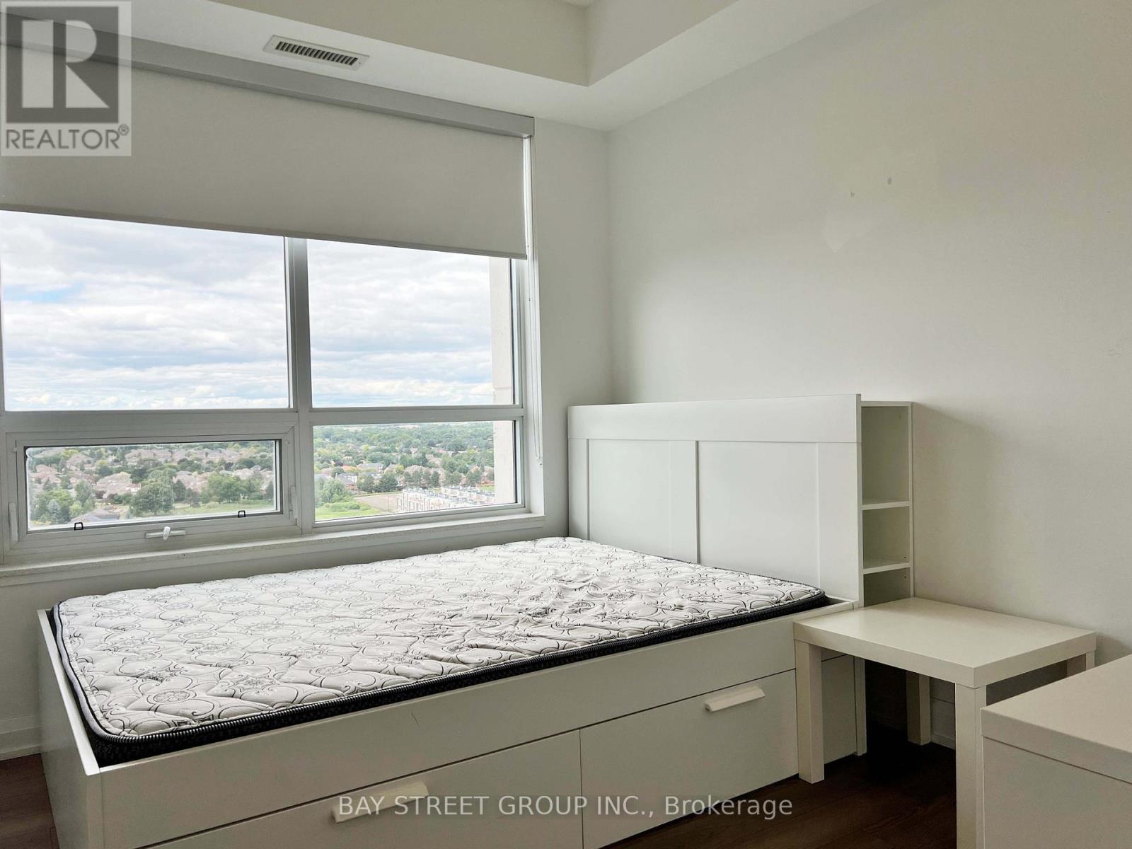 2010 - 15 Water Walk Drive, Markham, Ontario  L6G 0G2 - Photo 13 - N13206590