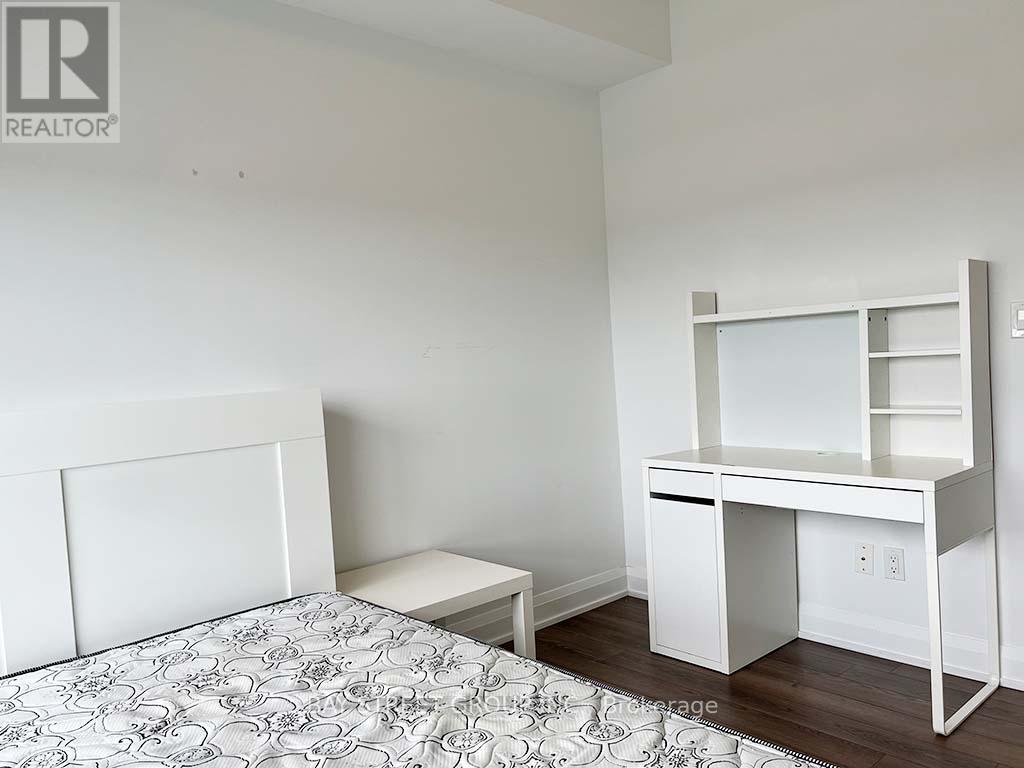 2010 - 15 Water Walk Drive, Markham, Ontario  L6G 0G2 - Photo 14 - N13206590