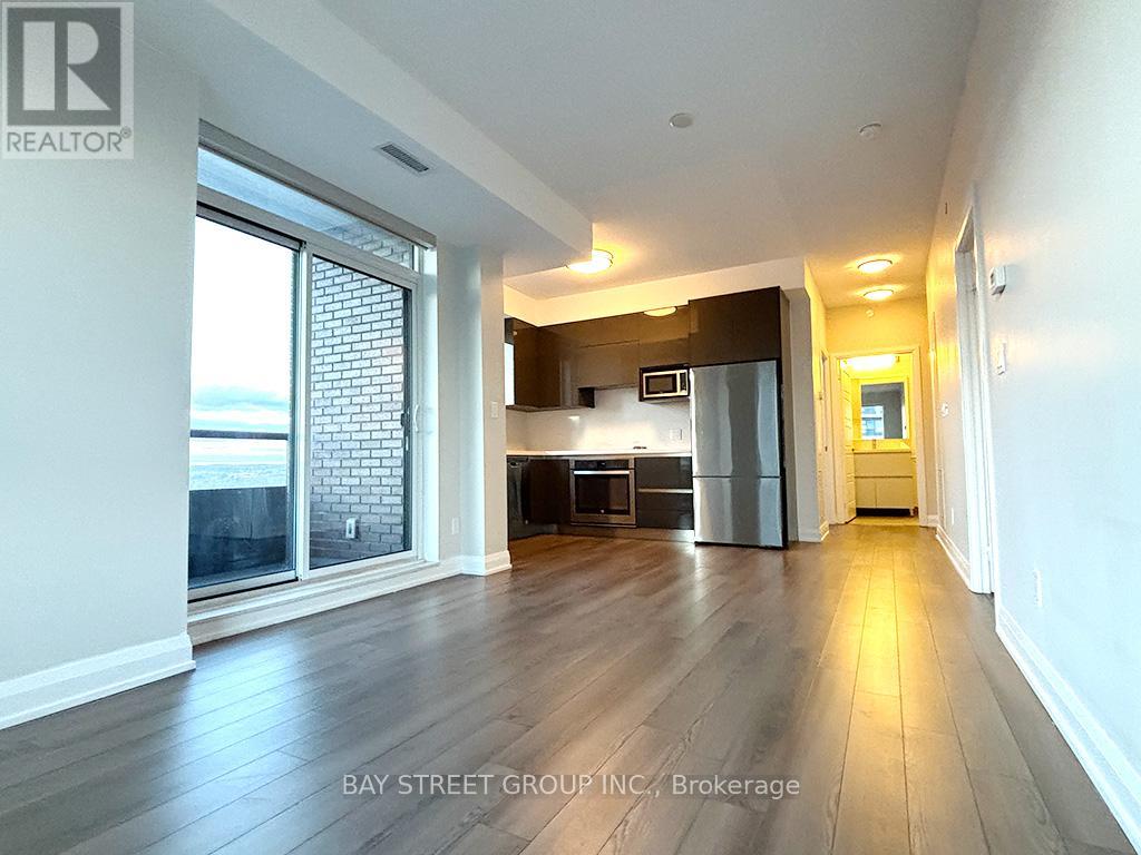 2010 - 15 Water Walk Drive, Markham, Ontario  L6G 0G2 - Photo 7 - N13206590