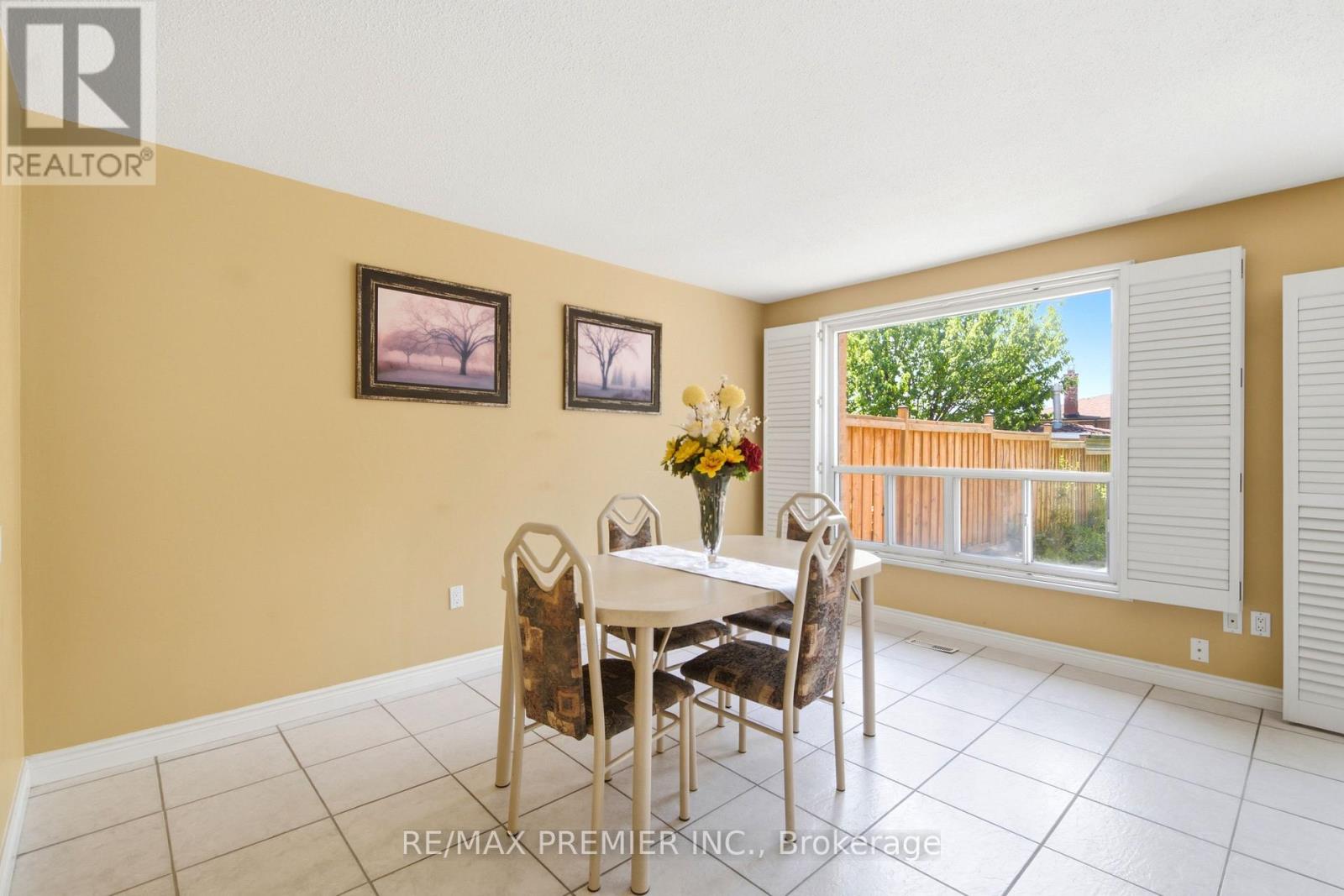 10 Ashcroft Court, Vaughan, Ontario  L4L 1H2 - Photo 12 - N13206642