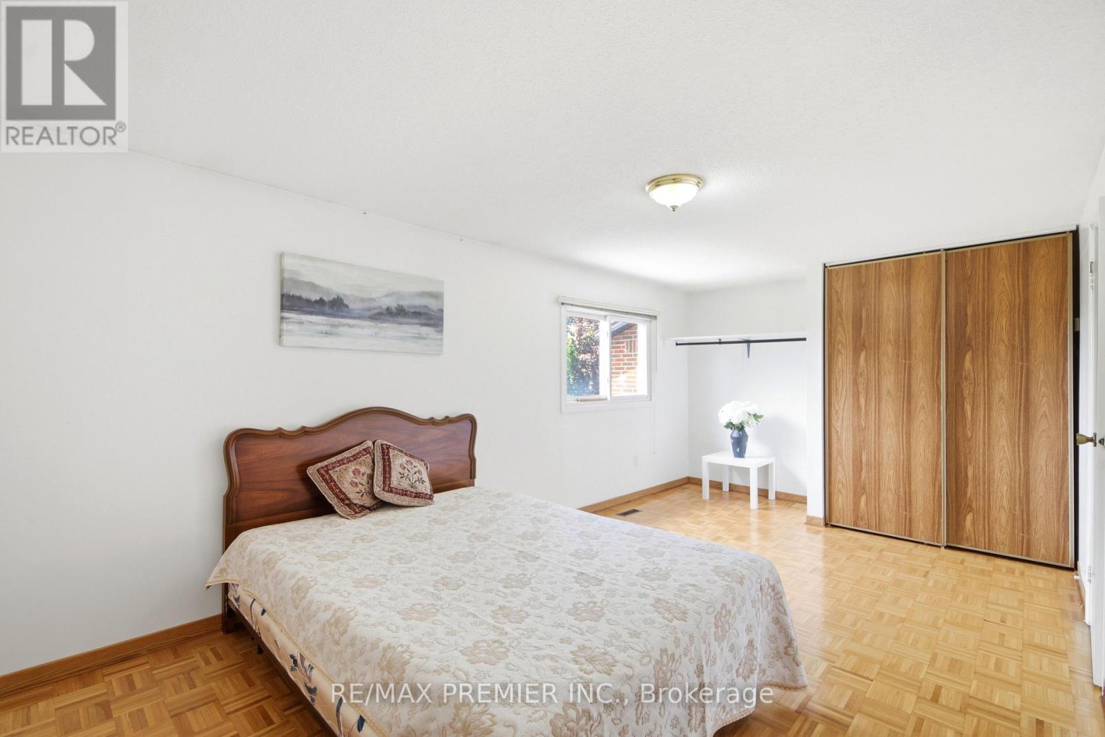 10 Ashcroft Court, Vaughan, Ontario  L4L 1H2 - Photo 15 - N13206642