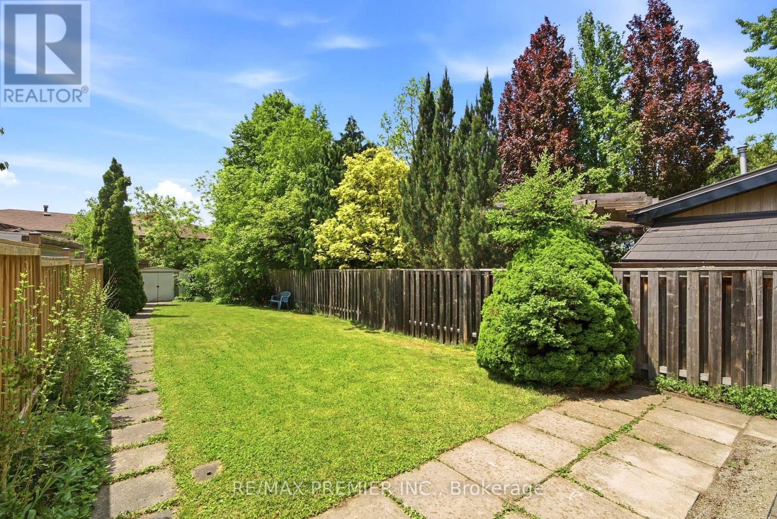10 Ashcroft Court, Vaughan, Ontario  L4L 1H2 - Photo 24 - N13206642