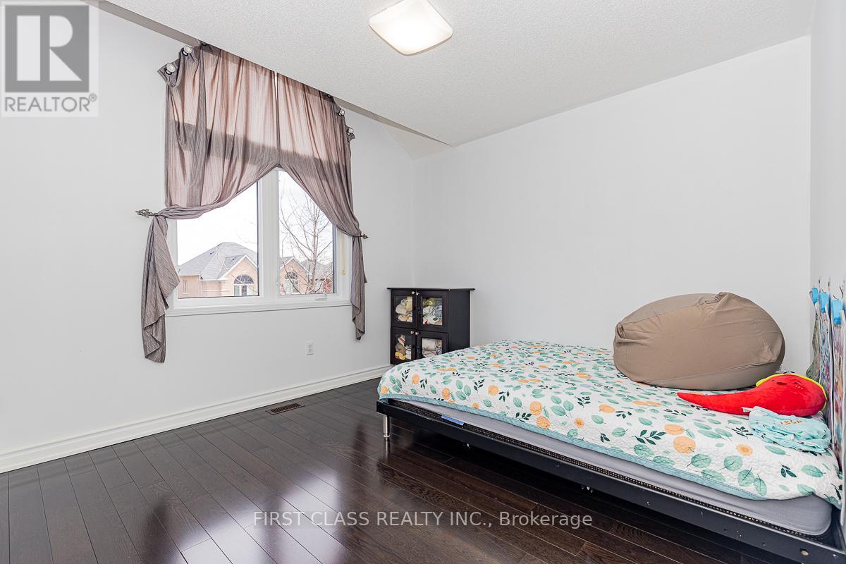 137 Jonas Millway, Whitchurch-Stouffville, Ontario  L4A 0M9 - Photo 18 - N13206698