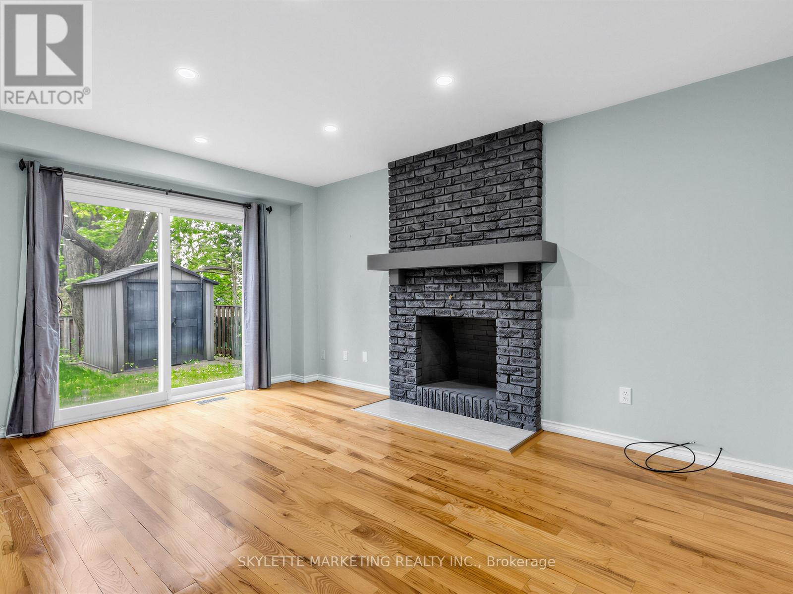 23 Willowbrook Road, Markham, Ontario  L3T 4V7 - Photo 4 - N13206718