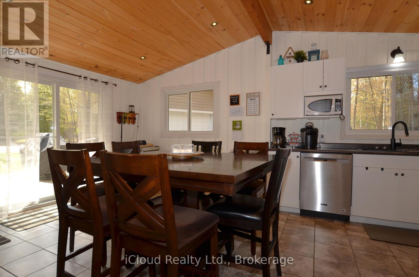 20 Roberval Circle, Tiny, Ontario  L9M 0E1 - Photo 10 - S13206668