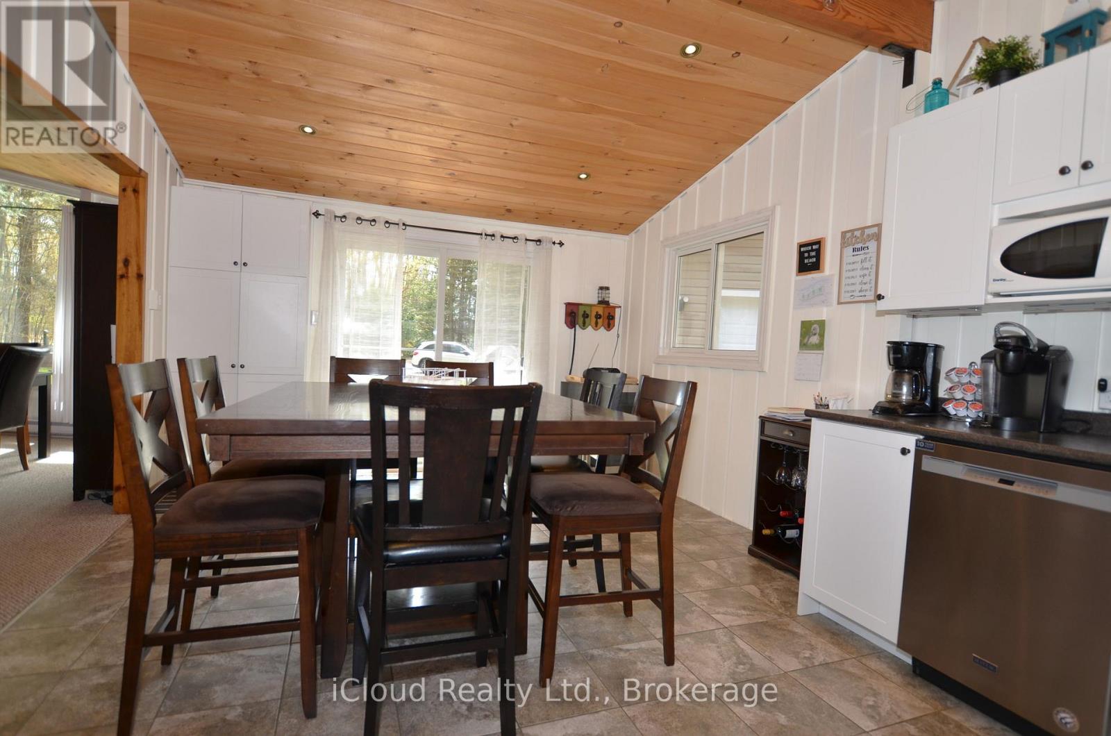 20 Roberval Circle, Tiny, Ontario  L9M 0E1 - Photo 11 - S13206668