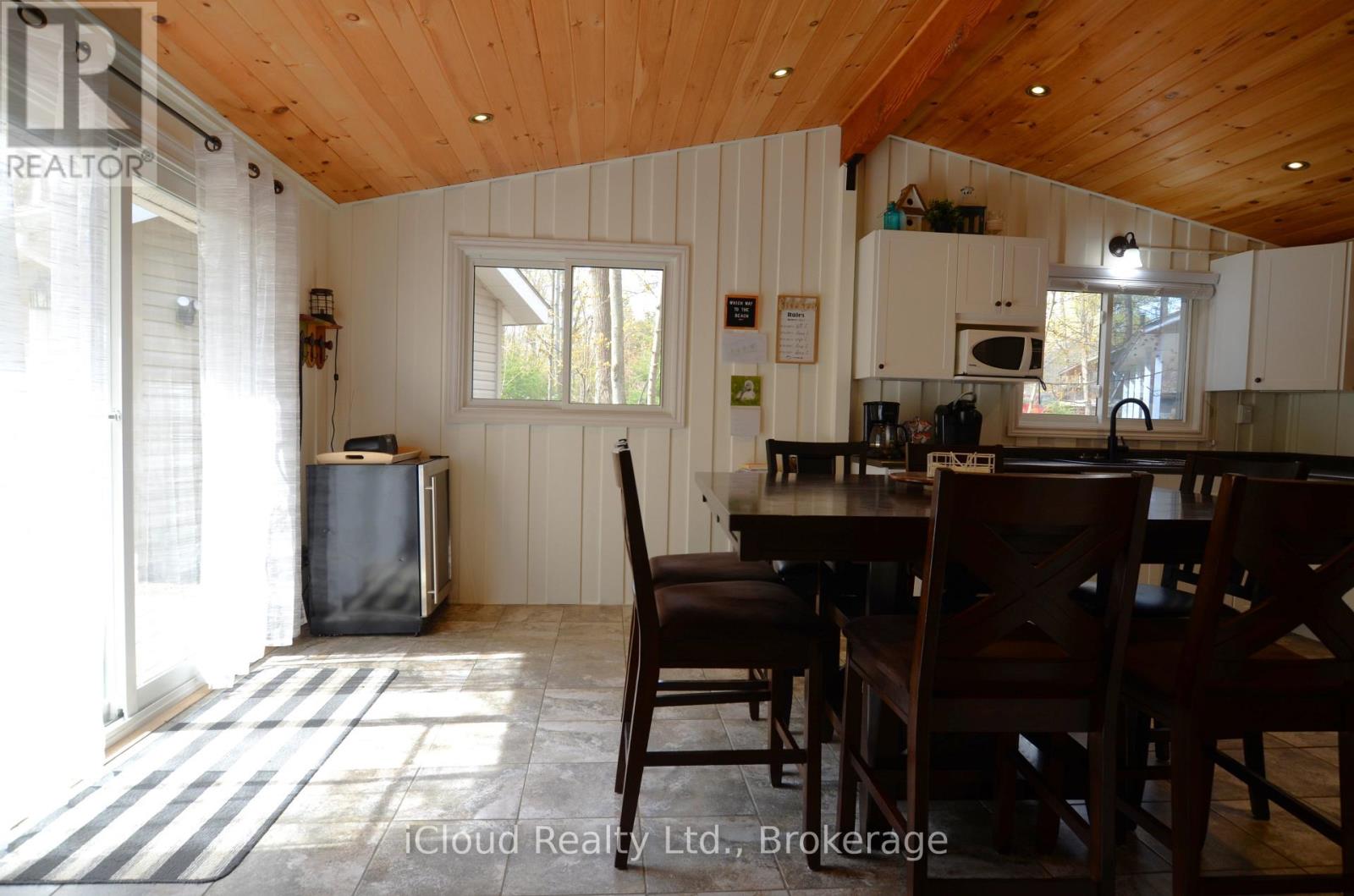 20 Roberval Circle, Tiny, Ontario  L9M 0E1 - Photo 4 - S13206668