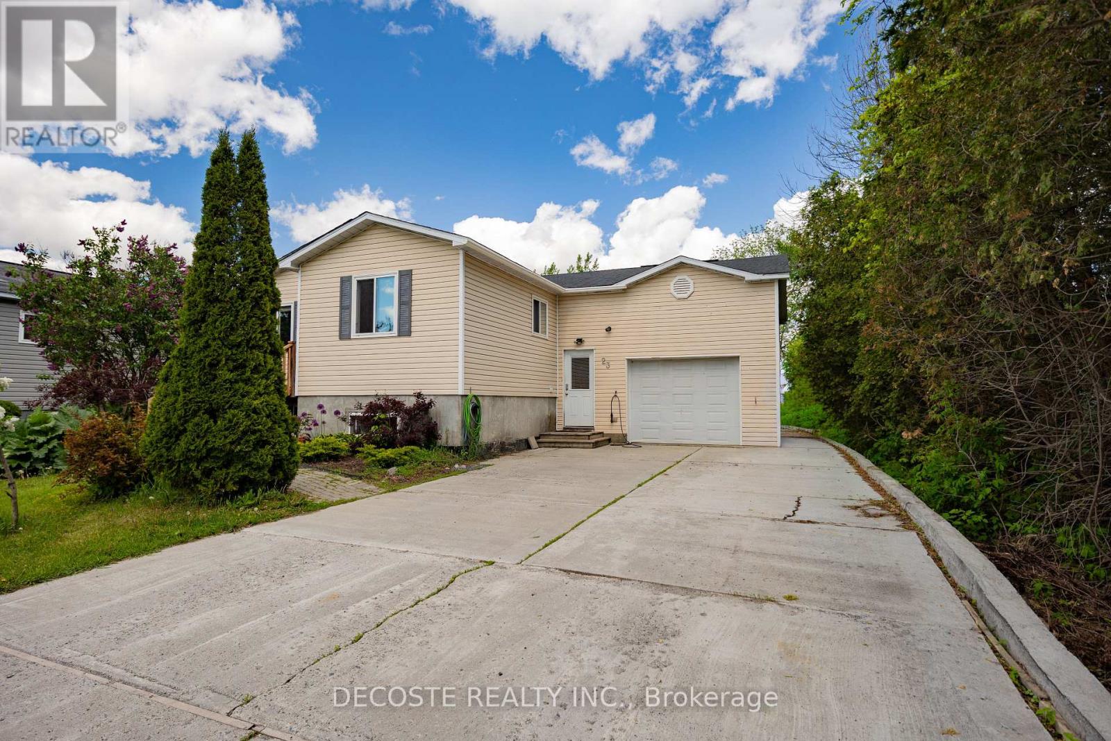 23 Wood Street, South Glengarry, Ontario K0C 1N0 - Photo 3 - X13206742