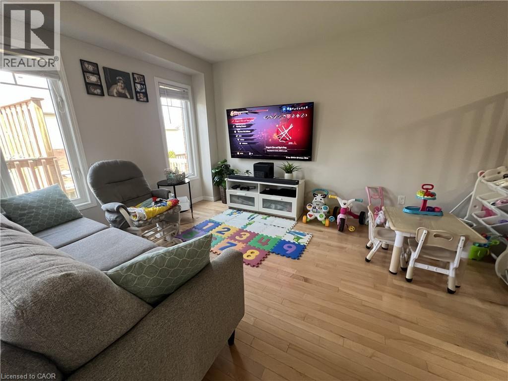 56 Eliza Avenue, Kitchener, Ontario  N2E 0C1 - Photo 9 - 40834273