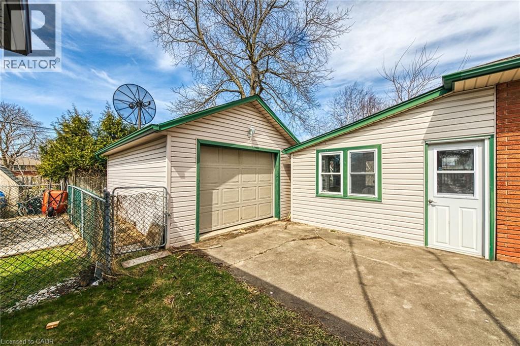 9 Gavin Drive, St. Catharines, Ontario  L2M 2X4 - Photo 47 - 40715176