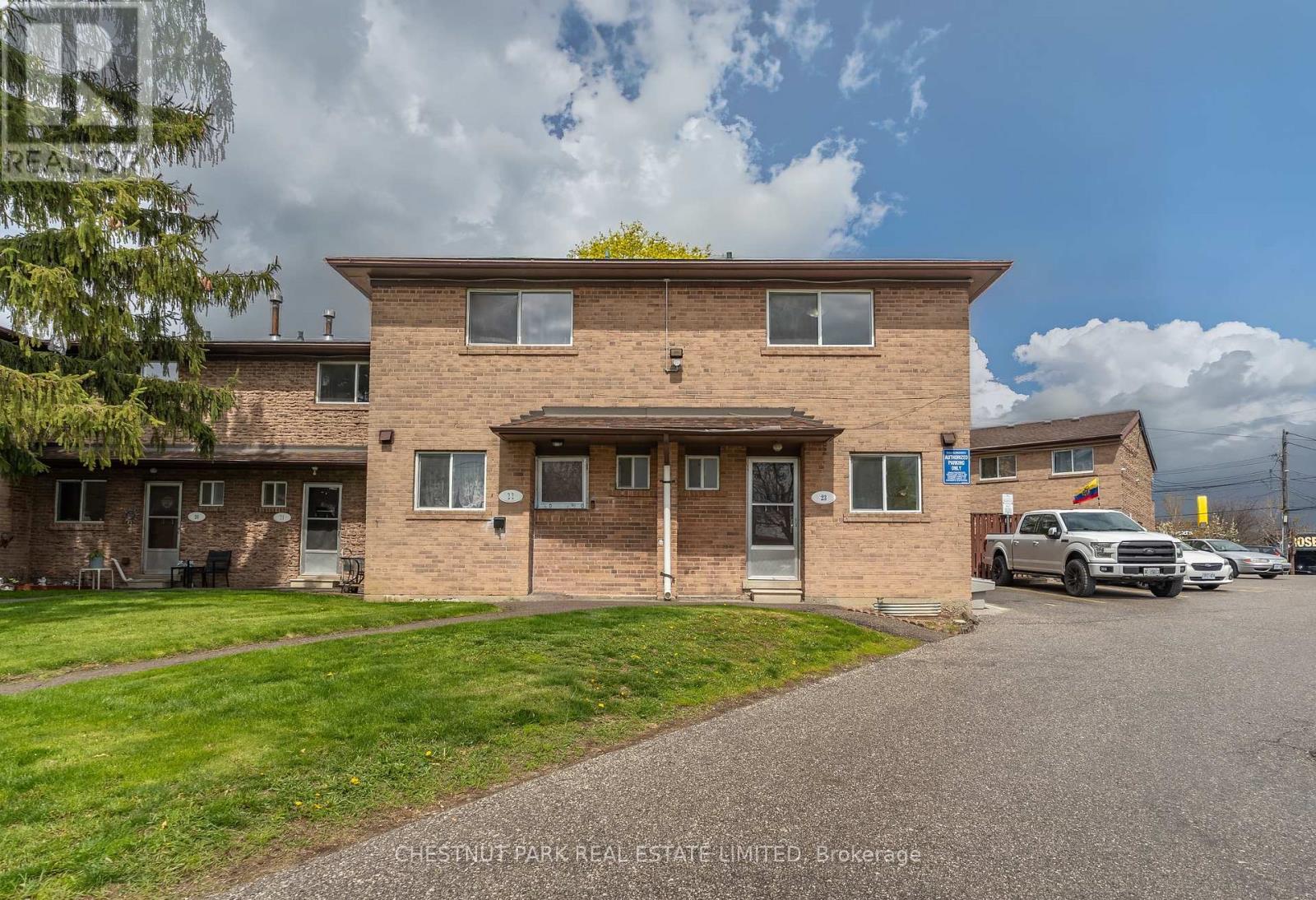 23 - 44 ROMFIELD DRIVE