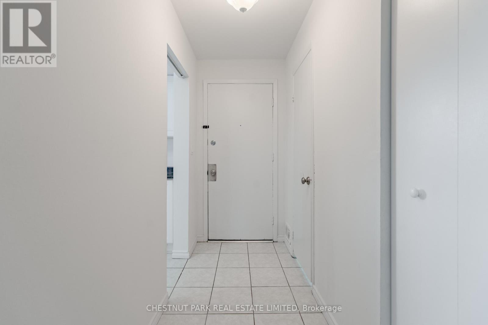 23 - 44 Romfield Drive, Toronto, Ontario  M3J 1K3 - Photo 3 - W13206592