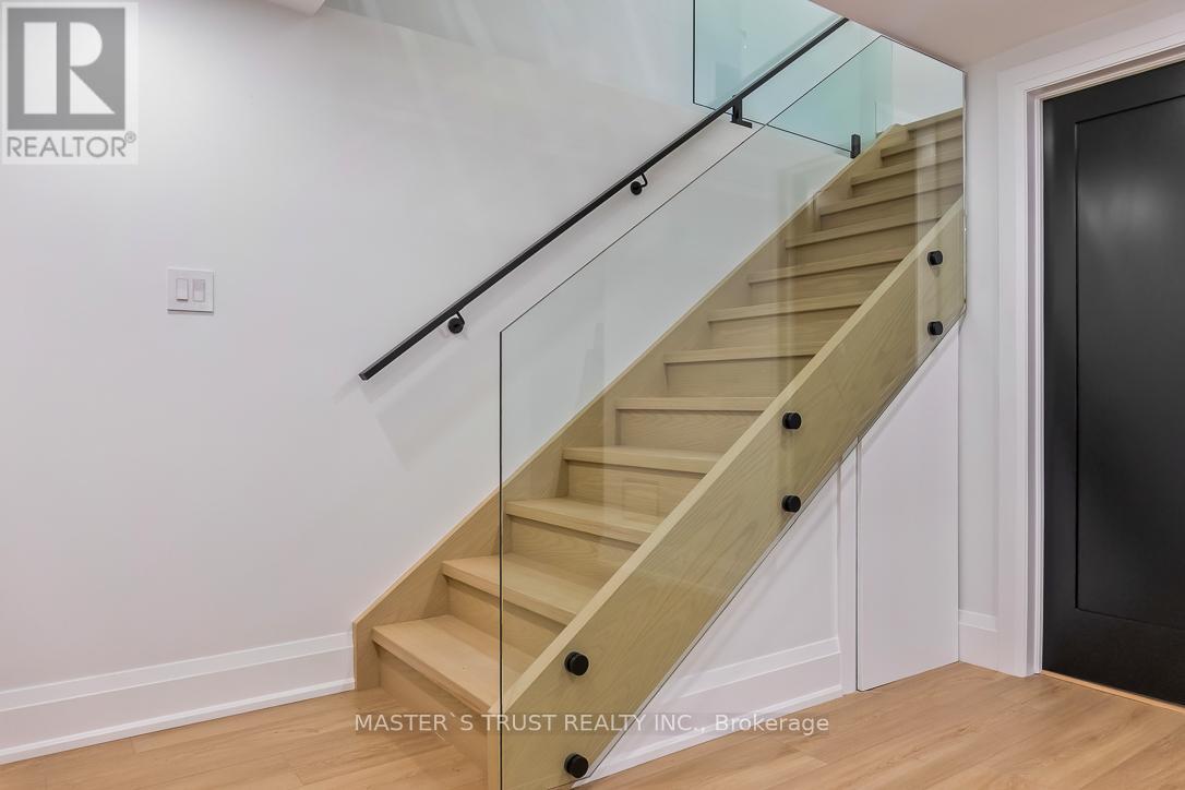 Unit 2 - 319 Beechfield Road, Oakville, Ontario  L6J 5H9 - Photo 28 - W13206624