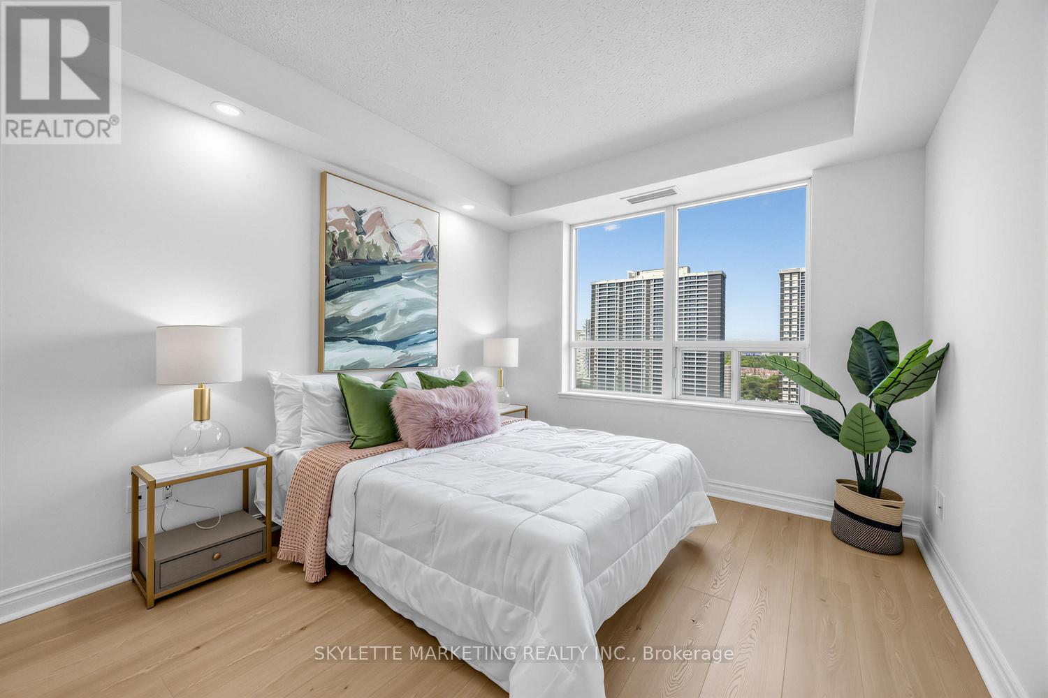 1902 - 5 Michael Power Place, Toronto, Ontario  M9A 0A3 - Photo 18 - W13206628