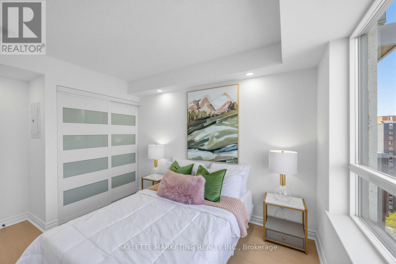 1902 - 5 Michael Power Place, Toronto, Ontario  M9A 0A3 - Photo 19 - W13206628