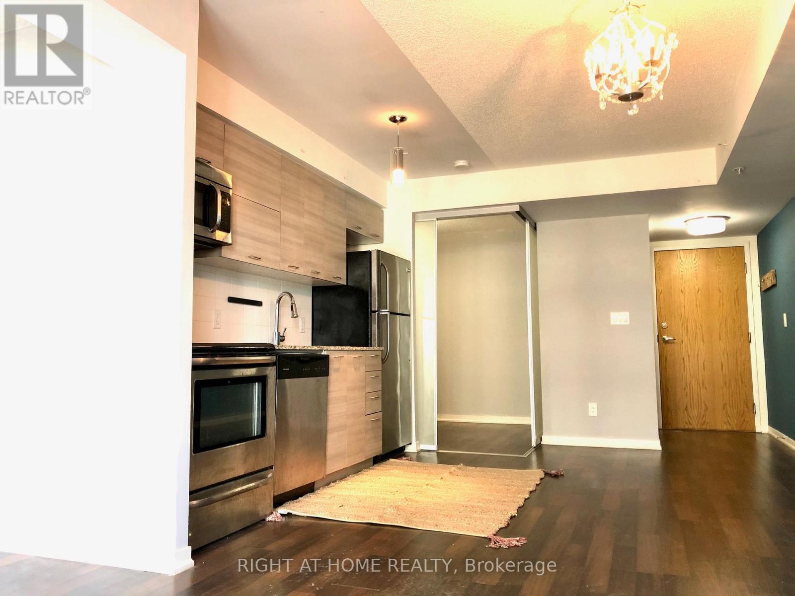 1005 - 20 Joe Shuster Way, Toronto, Ontario  M6K 0A3 - Photo 2 - W13206632