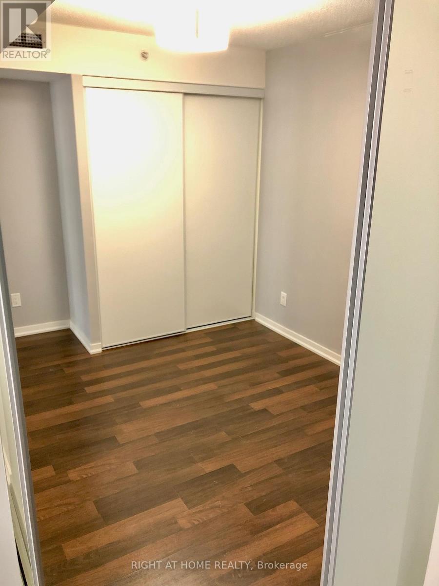 1005 - 20 Joe Shuster Way, Toronto, Ontario  M6K 0A3 - Photo 4 - W13206632