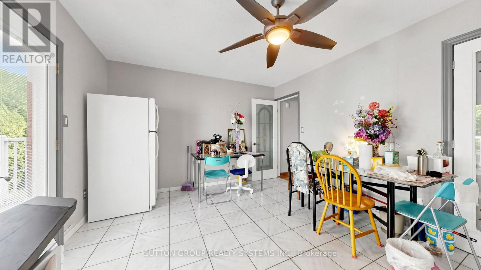289d Bartlett Avenue, Toronto, Ontario  M6H 3G3 - Photo 15 - W13206658