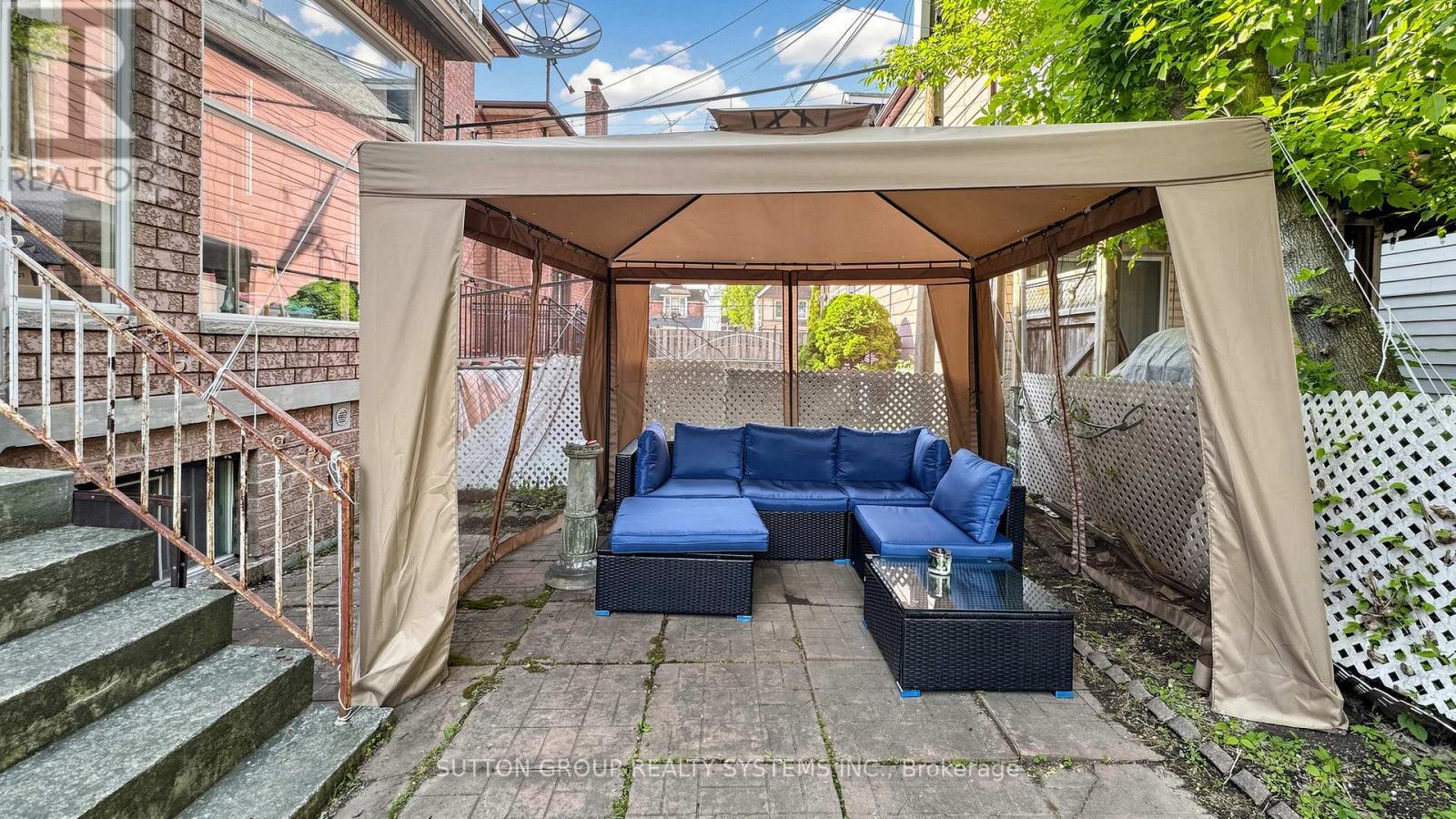 289d Bartlett Avenue, Toronto, Ontario  M6H 3G3 - Photo 28 - W13206658