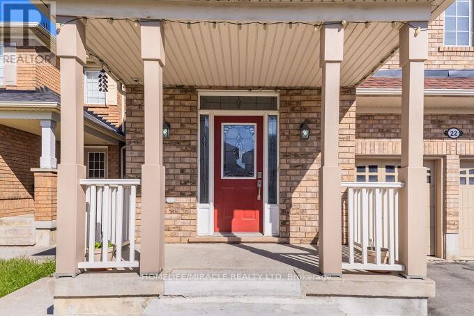 22 Raccoon Street, Brampton, Ontario  L6S 6L3 - Photo 4 - W13206716