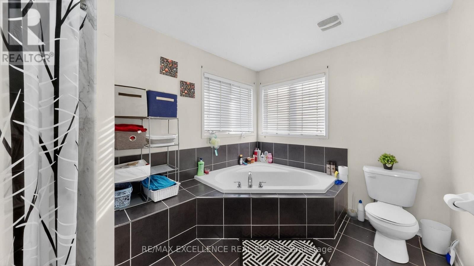13 Lillian Crescent, Brampton, Ontario  L6R 3P9 - Photo 16 - W13206732