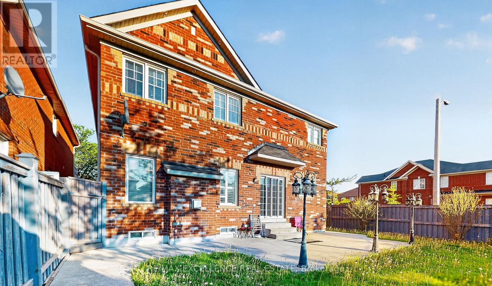13 Lillian Crescent, Brampton, Ontario  L6R 3P9 - Photo 38 - W13206732