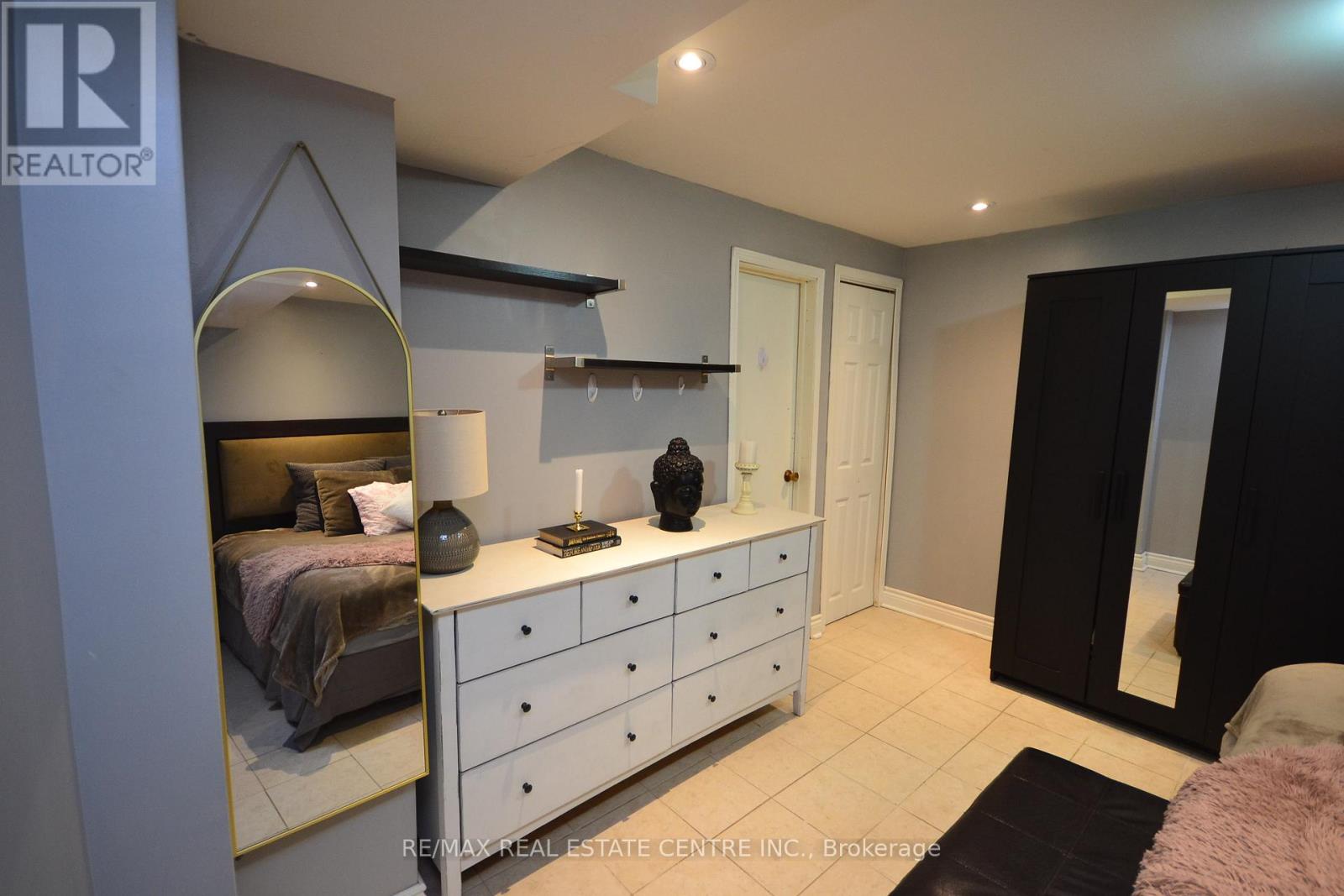 75 Cynthia Road, Toronto, Ontario  M6N 2P8 - Photo 30 - W13206750