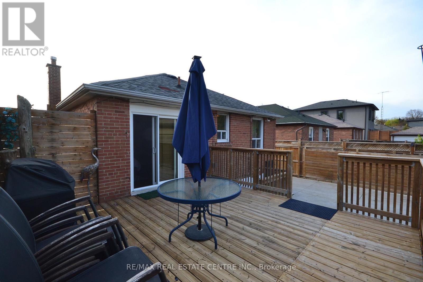 75 Cynthia Road, Toronto, Ontario  M6N 2P8 - Photo 37 - W13206750