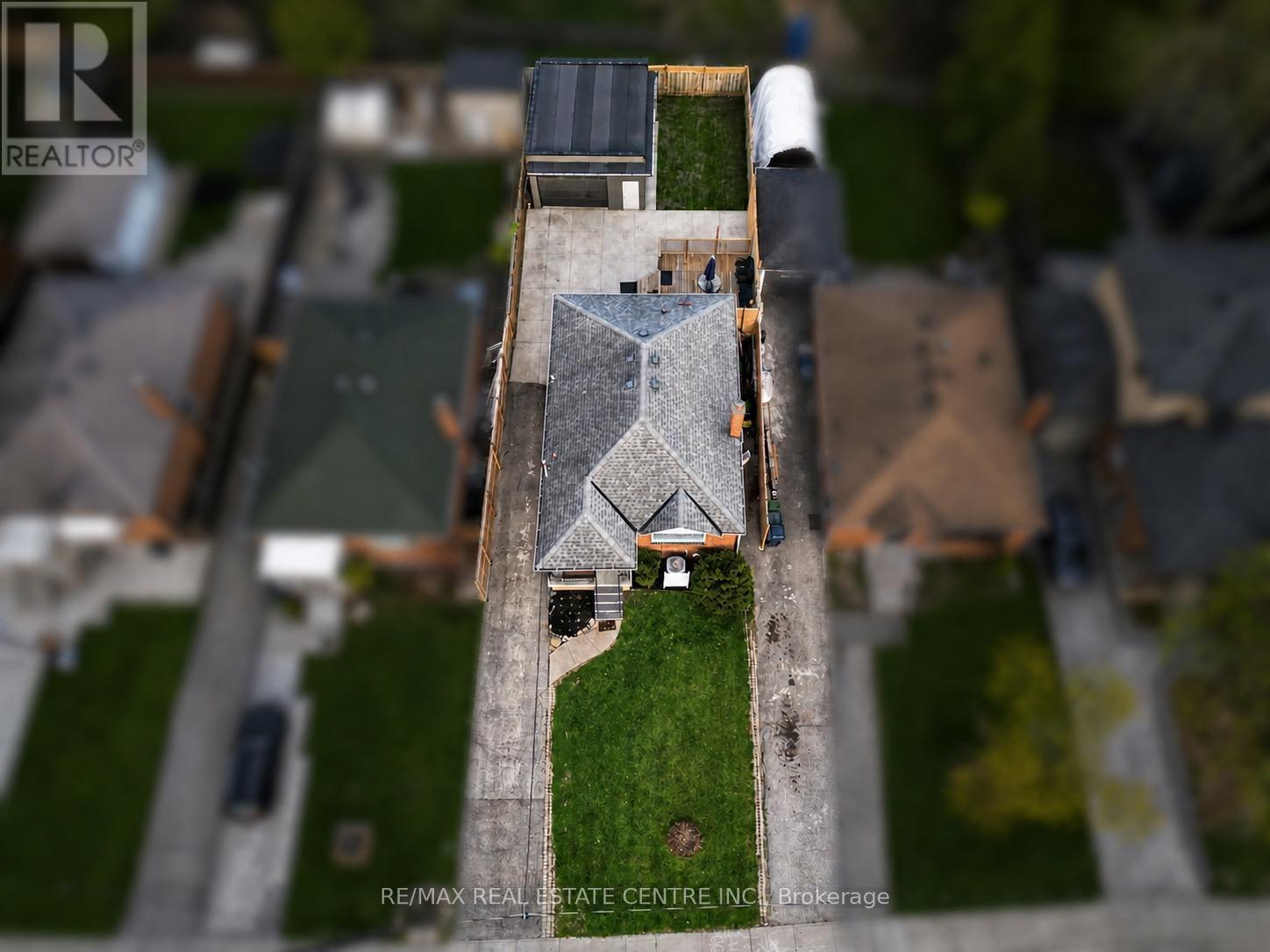 75 Cynthia Road, Toronto, Ontario  M6N 2P8 - Photo 40 - W13206750