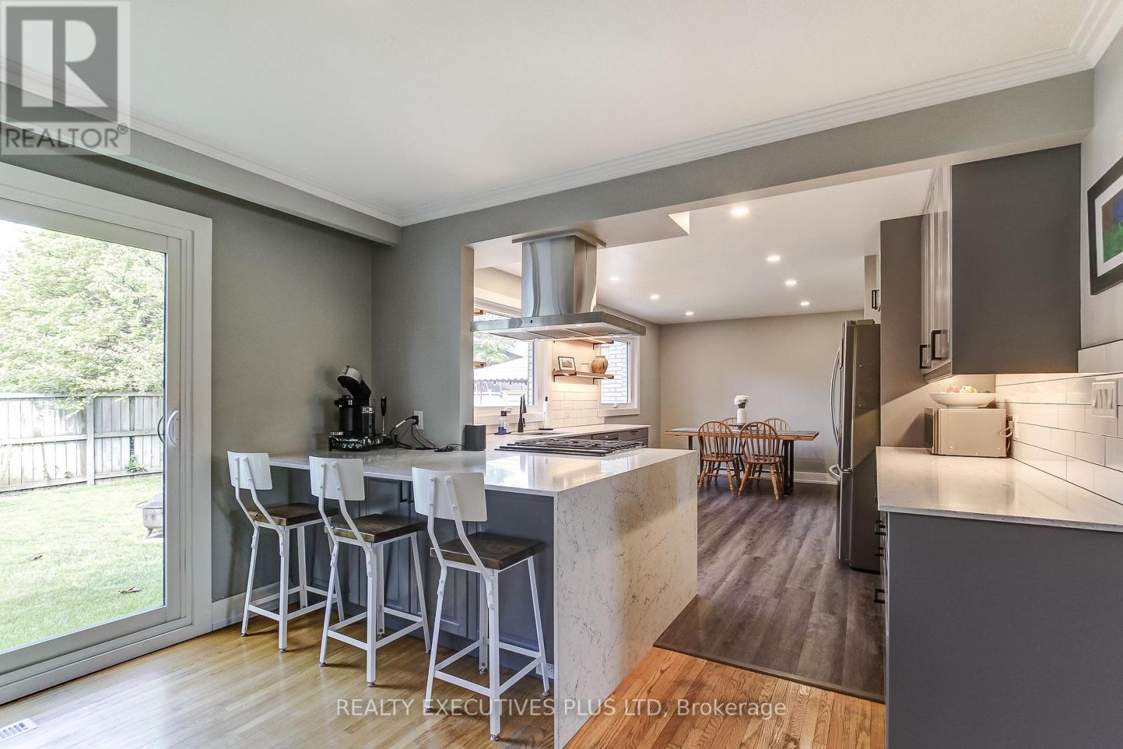 114 Neilson Drive, Toronto, Ontario  M9C 1W2 - Photo 11 - W13206758
