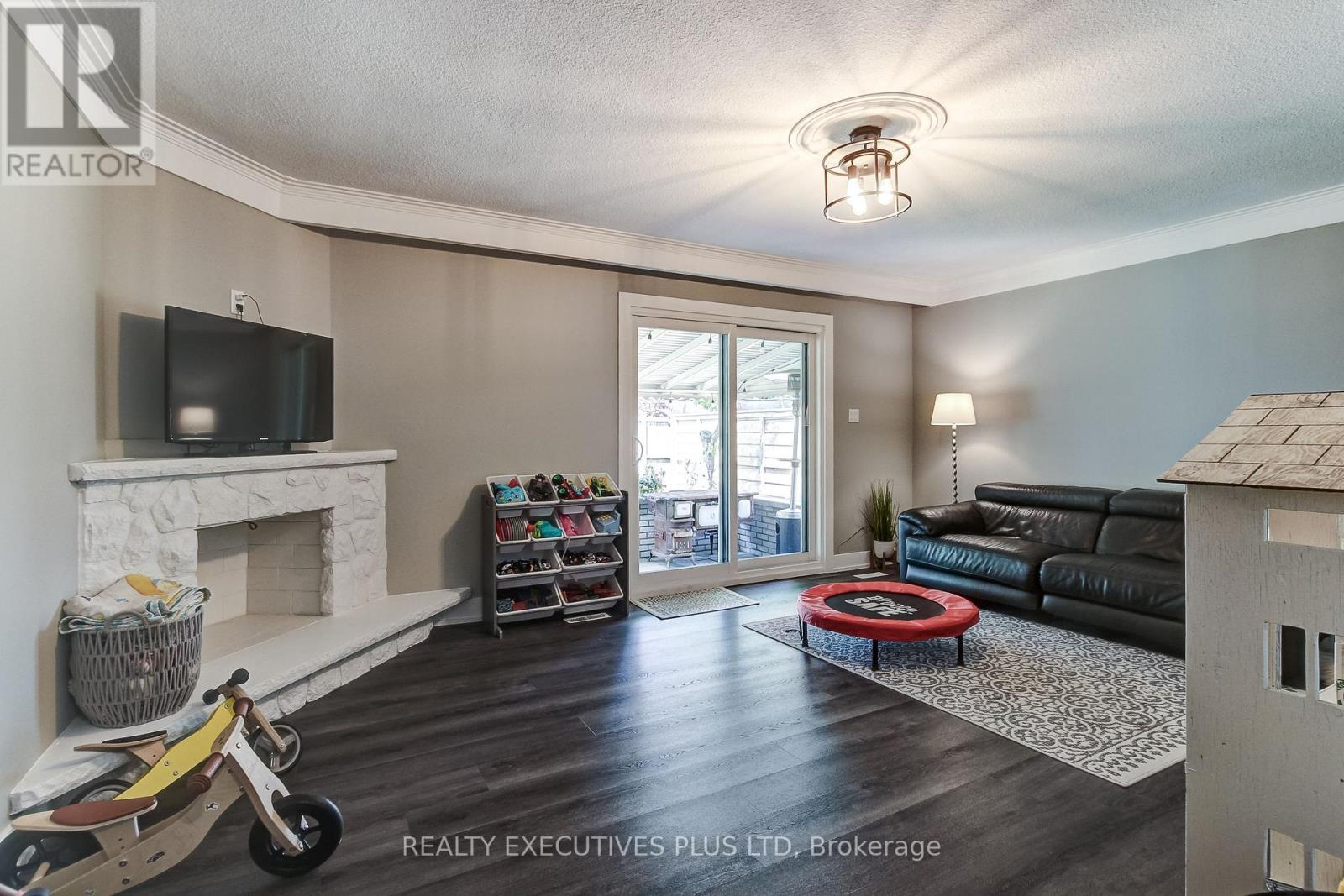 114 Neilson Drive, Toronto, Ontario  M9C 1W2 - Photo 16 - W13206758