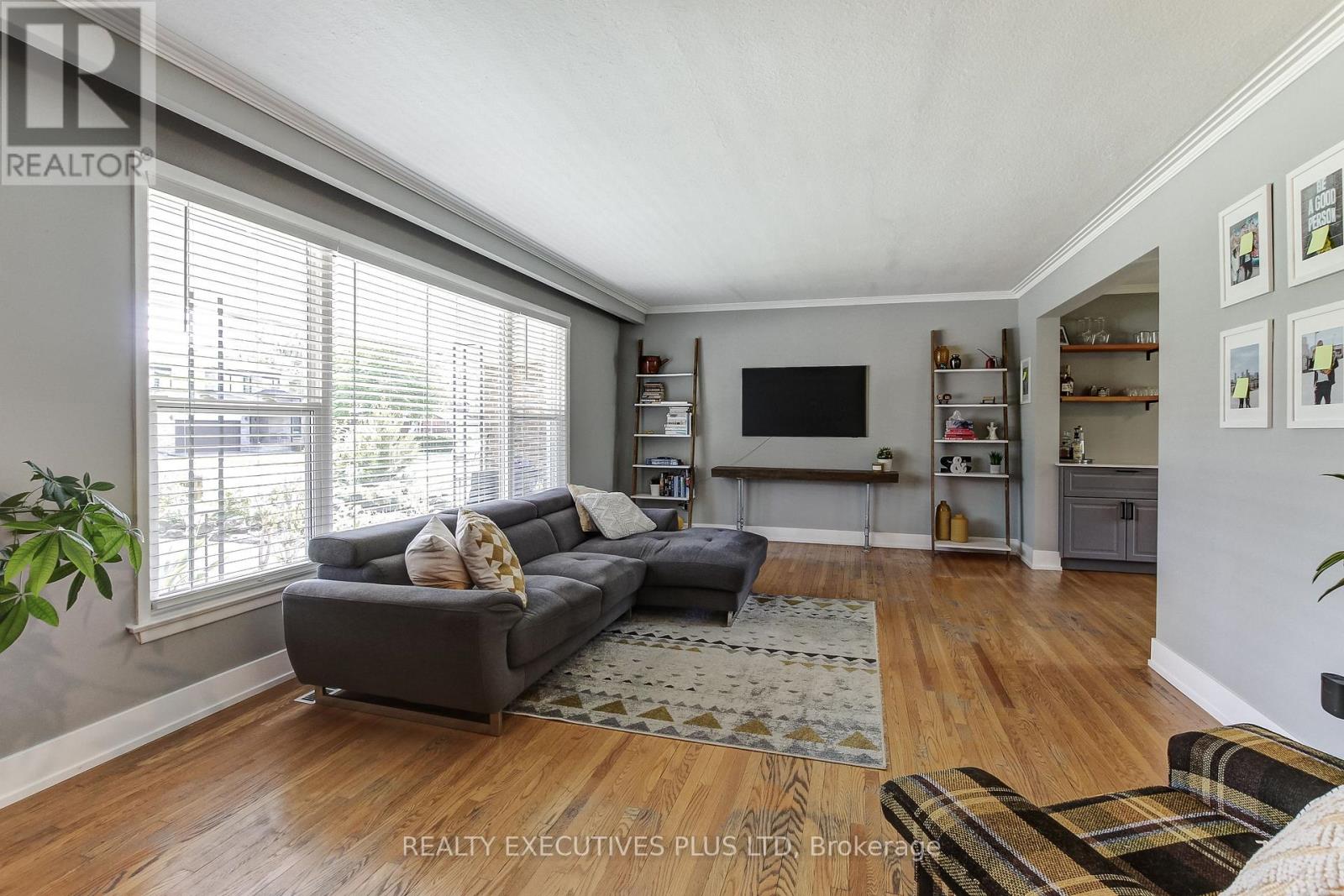 114 Neilson Drive, Toronto, Ontario  M9C 1W2 - Photo 6 - W13206758