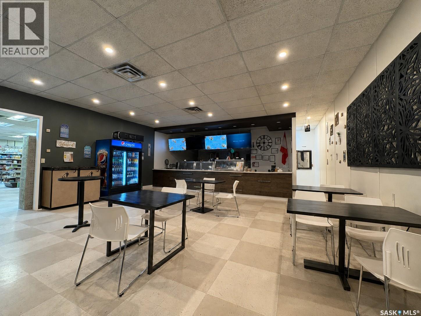 251 Albert Street, Regina, Saskatchewan  S4R 2N5 - Photo 4 - SK037268