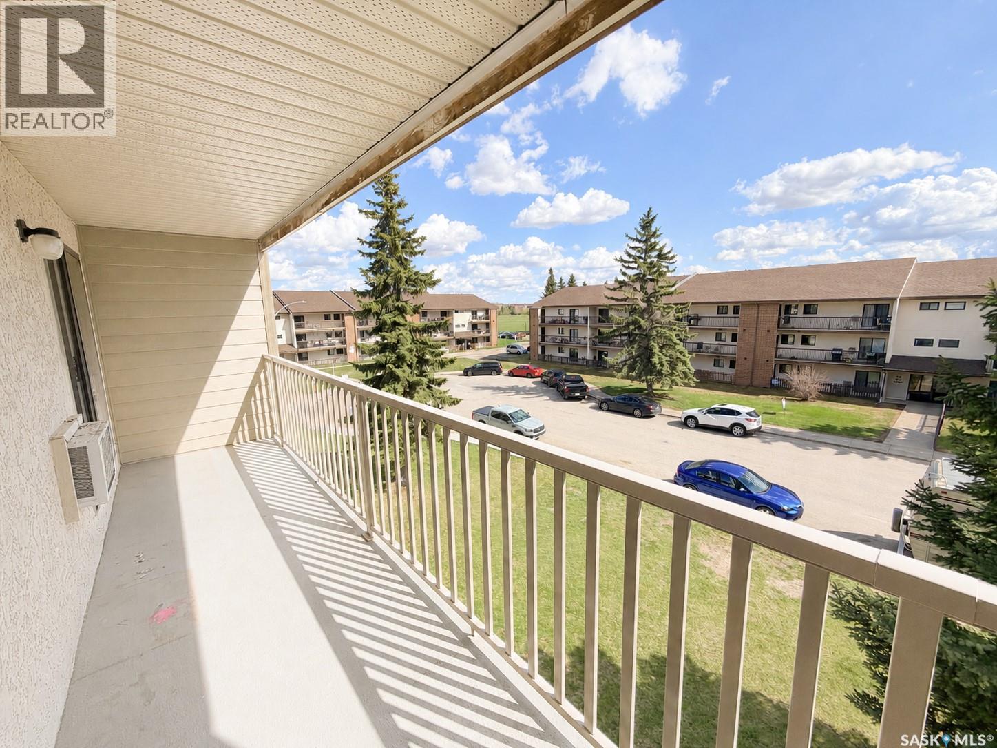 301 203a Tait Place, Saskatoon, Saskatchewan  S7H 5L7 - Photo 1 - SK037212