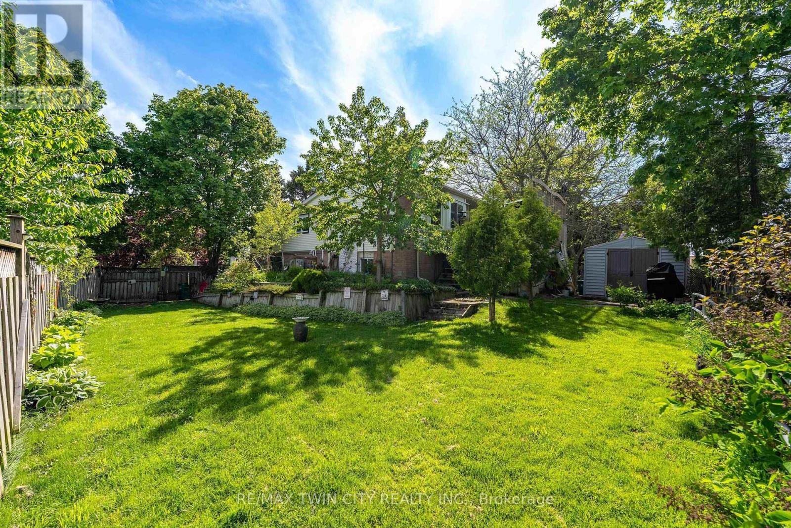 171 Herron Place, Waterloo, Ontario  N2T 1H2 - Photo 31 - X13206638