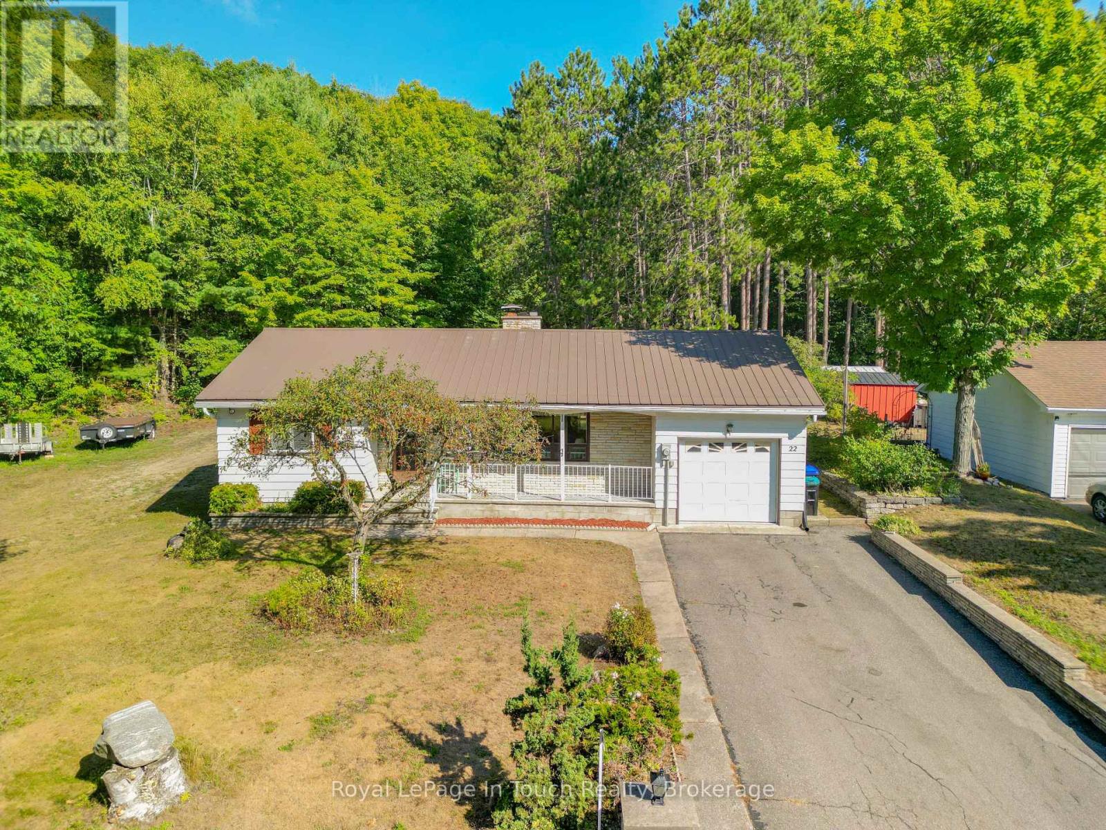 22 GLENDALE ROAD, Tiny, Ontario