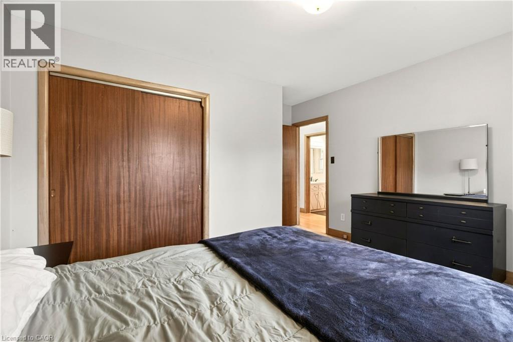 385 Mountain Crest Avenue, Hamilton, Ontario  L9C 1L6 - Photo 16 - 40833657