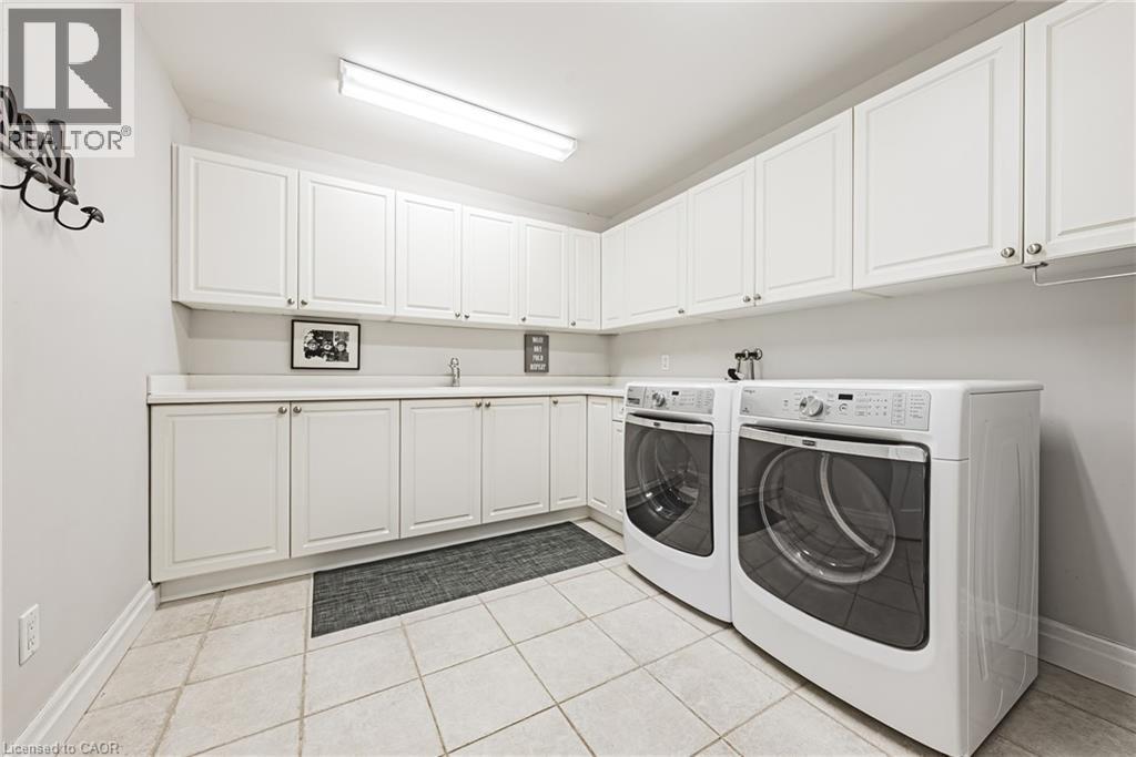 7 Colonial Crescent, Oakville, Ontario  L6J 4K8 - Photo 25 - 40833953