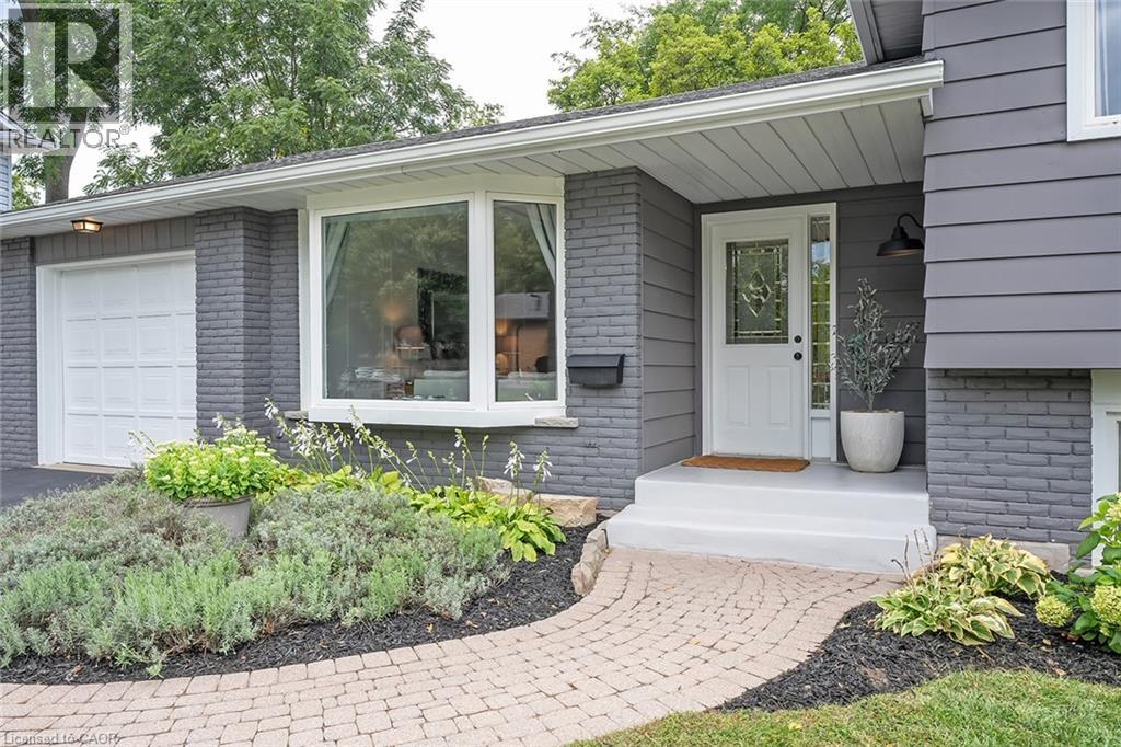 406 Oakwood Drive, Burlington, Ontario  L7N 1X2 - Photo 3 - 40830489