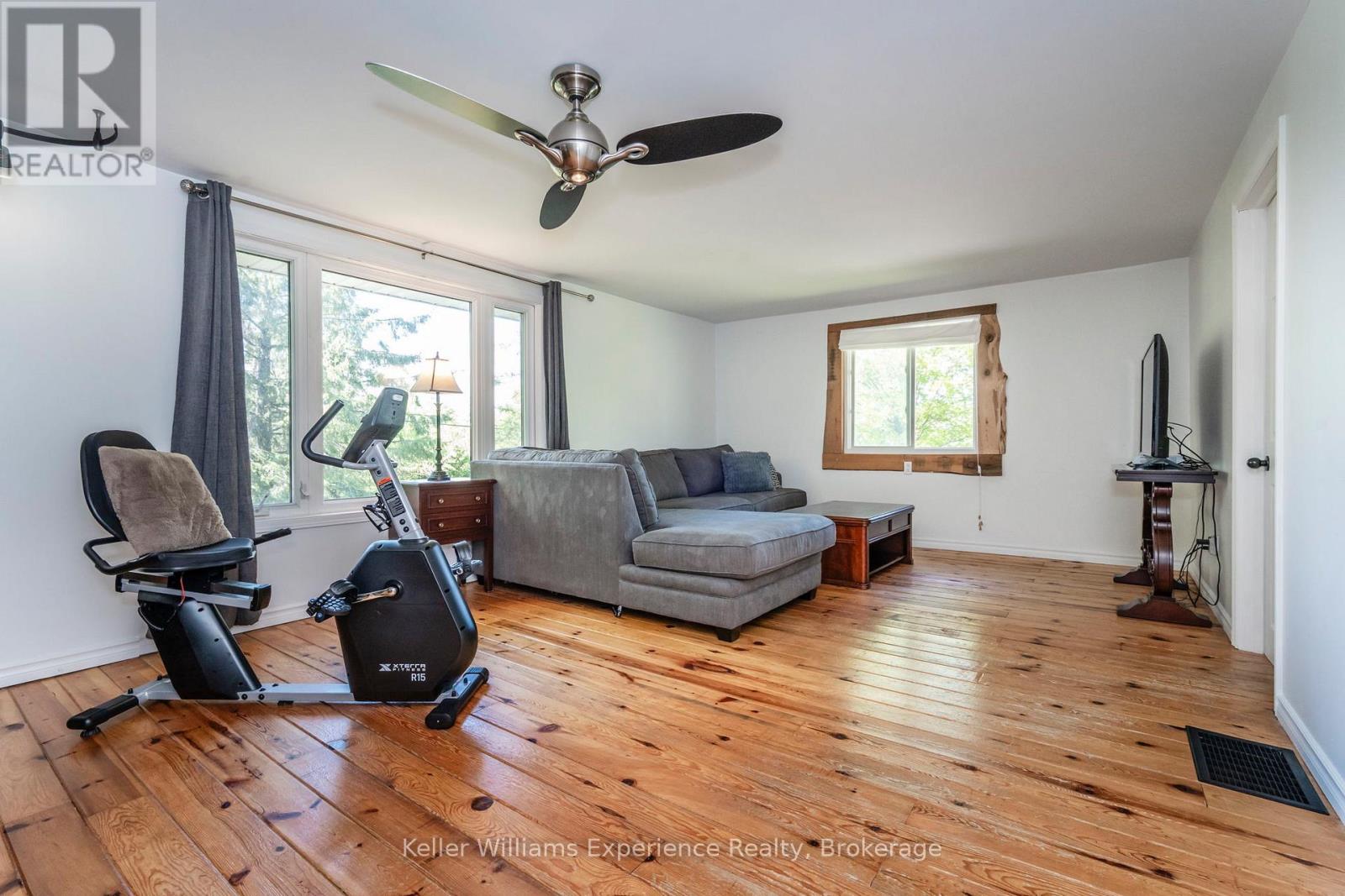 8 Robins Lane, Kawartha Lakes (Carden), Ontario  L0K 1W0 - Photo 16 - X13206826